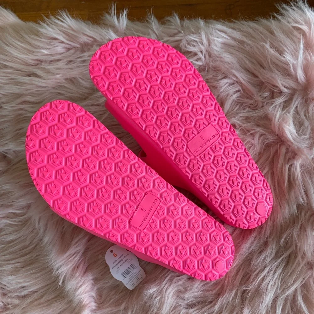 🎉HP🎉 New Size 6 Bright Hot Pink Slide Two Strap Buckle Sandals